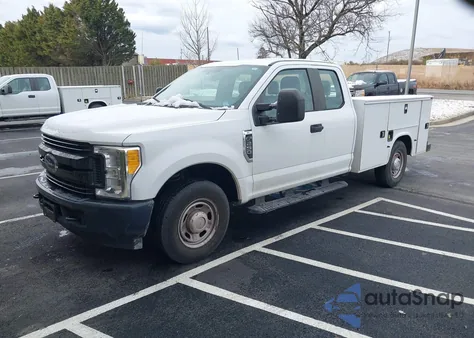 2017 Ford F-250 Xl из США, поврежденный, VIN 1FD7X2A61HED72871
